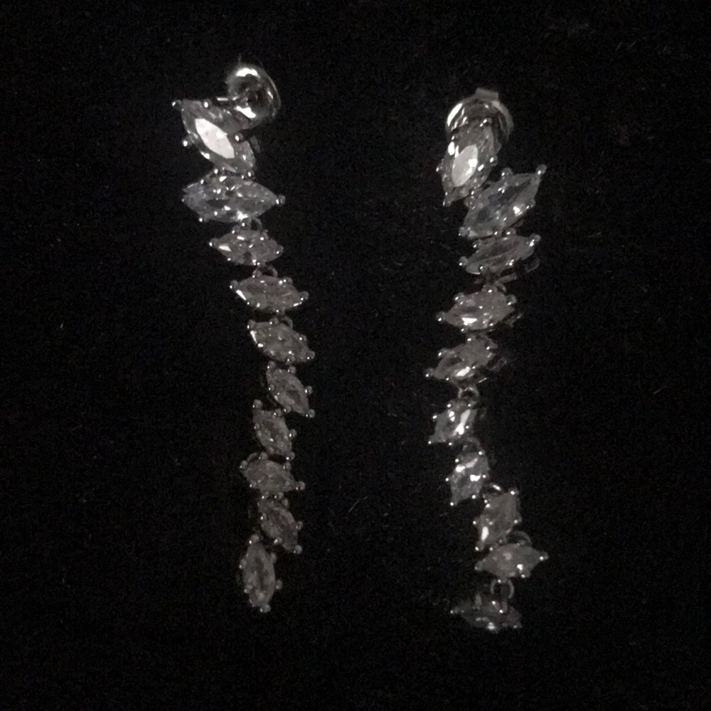 Berricle Cubic Zirconia dangle earrings